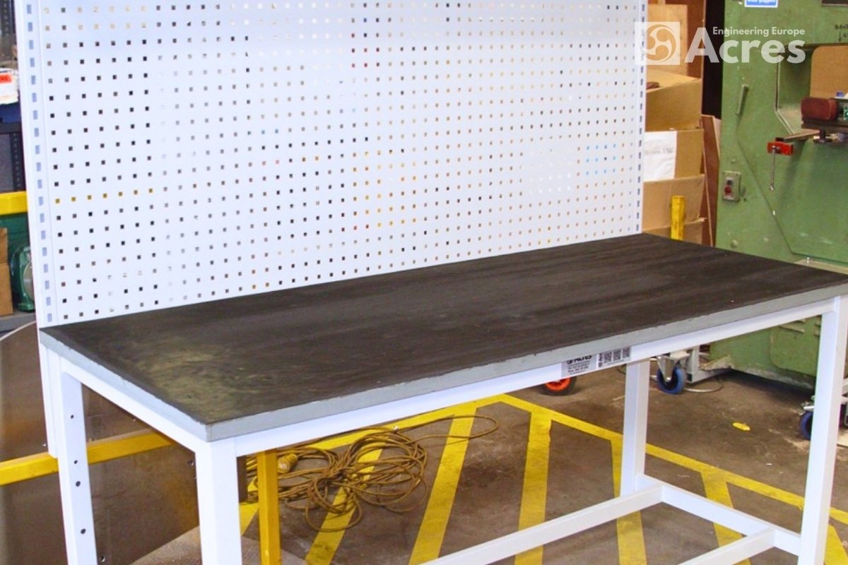 mobiliario industrial planta workstation workbenches cabinets custom acres engineering (36)