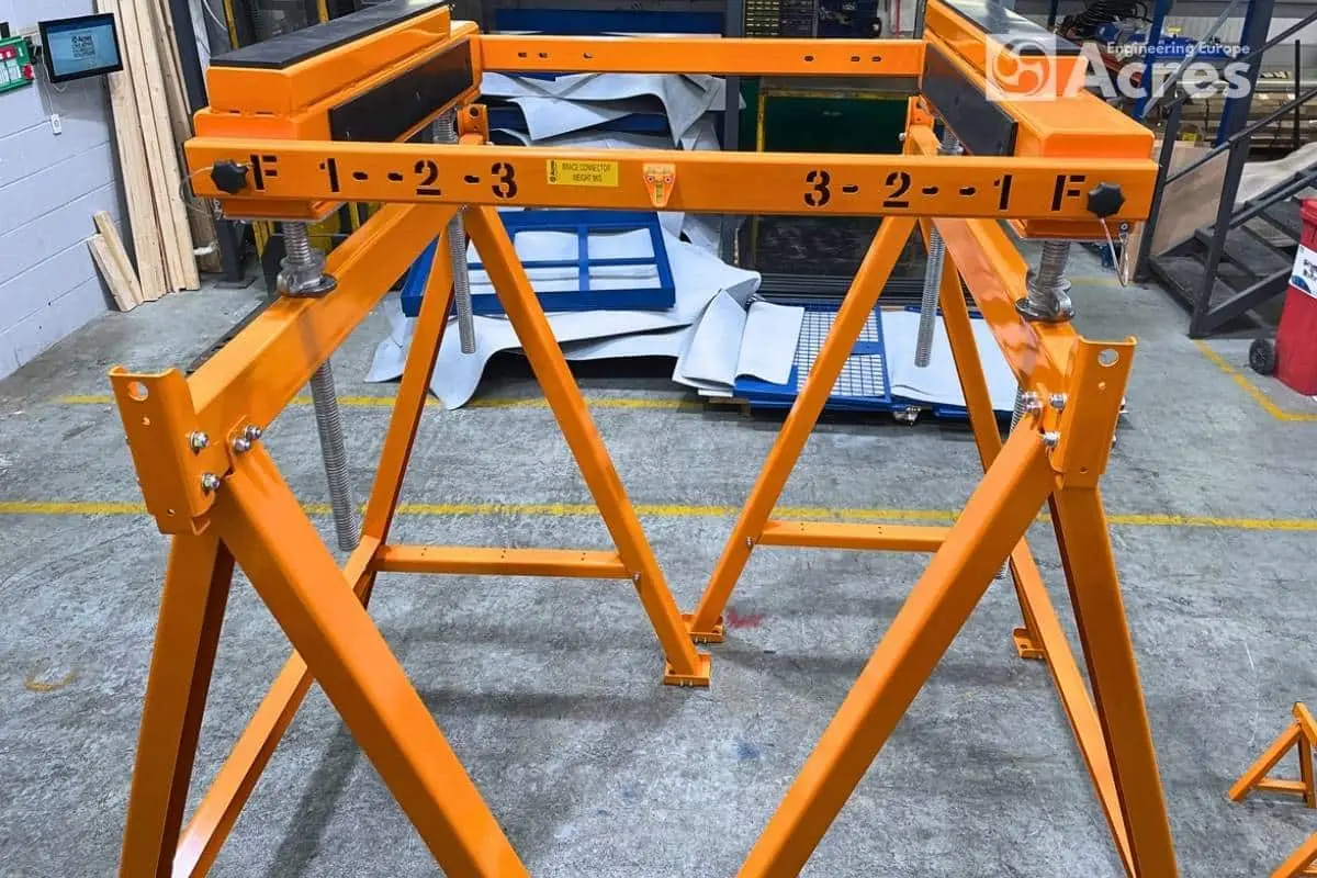 equipamiento carga caballetes industriales custom acres engineering (7)